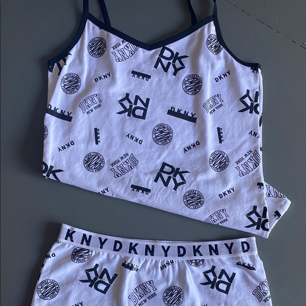 Sold:Sale 🎈DKNY NWTs Youth Intimates set - Picture 2 of 8